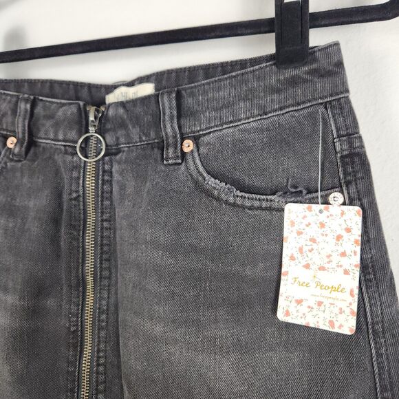 Free People Skirt Denim Mini Haven Frayed Hem Zip-Up Distressed Y2K NWT - 28" - Picture 3 of 11